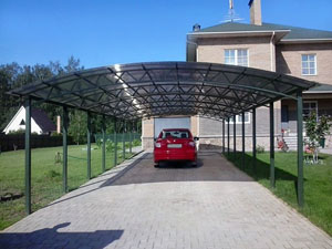 Навес для автомобиля из поликарбоната Навес для автомобиля из поликарбоната